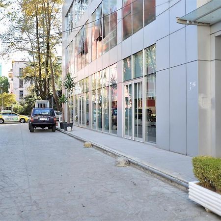 Haris Apartment Tirana No.2 Экстерьер фото